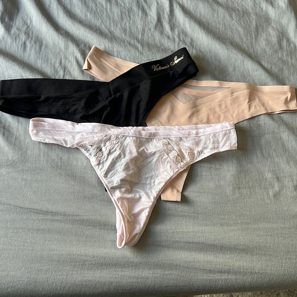 NWT Victoria’s Secret panty bundle! - Picture 1 of 9